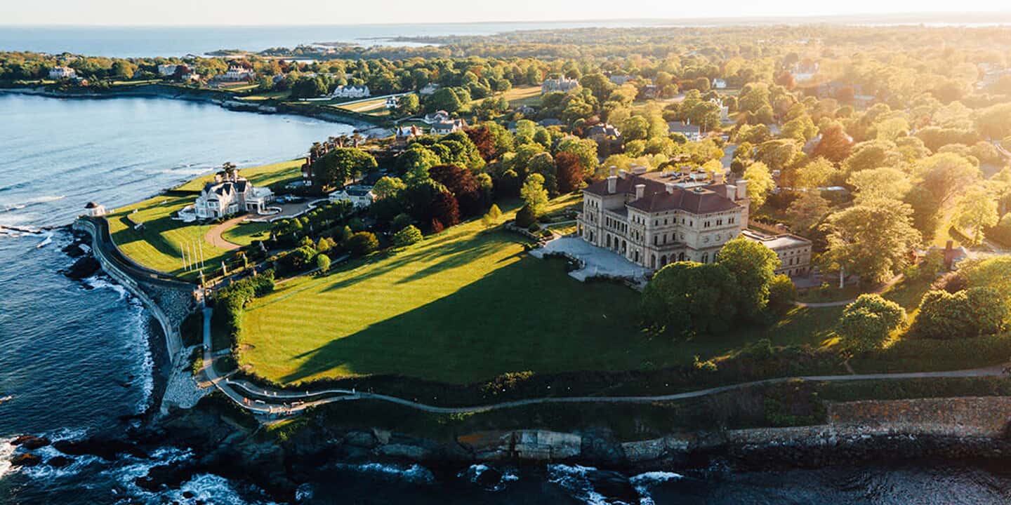 Cliff Walk Rhode Island - One of the top 10 attractions in the city